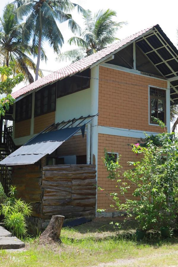 Milkyway Holiday Resort Unawatuna Exterior photo